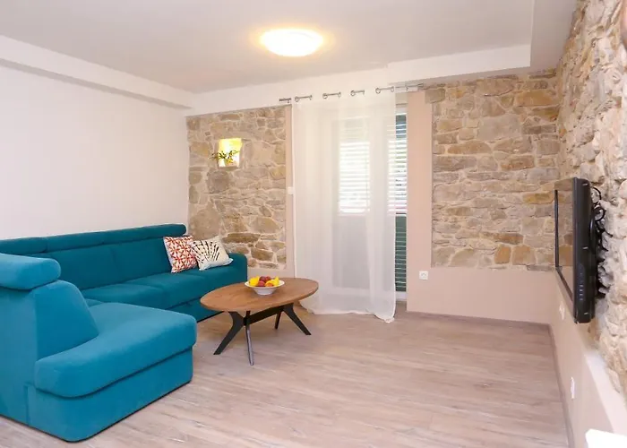 Dvor Appartement *