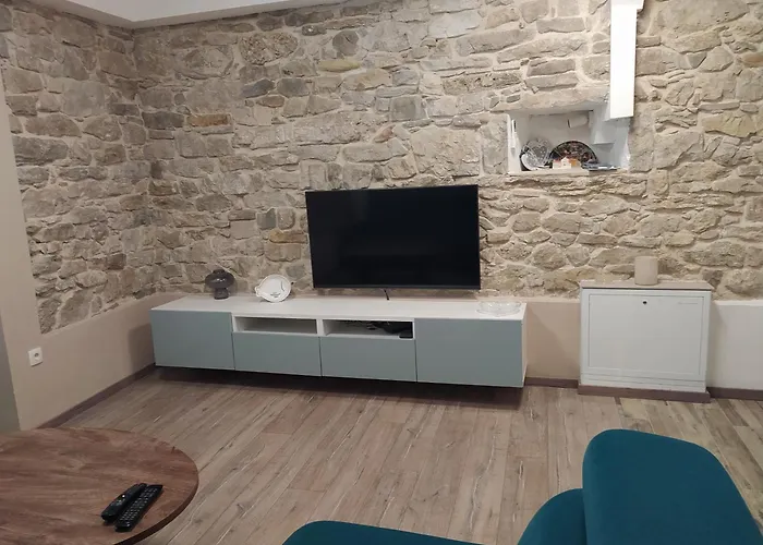 Dvor Appartement *