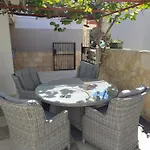 Apartman Dvor *