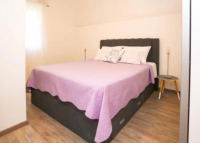 Dvor Apartment