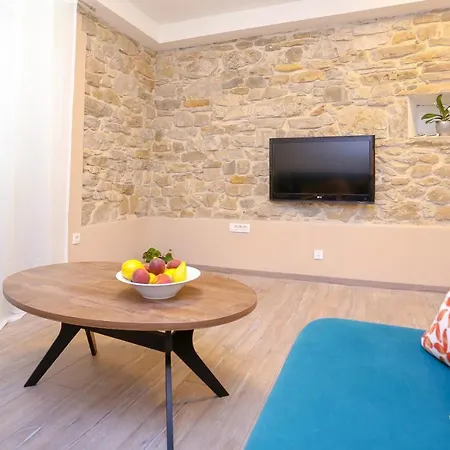 Dvor דירה ספליט